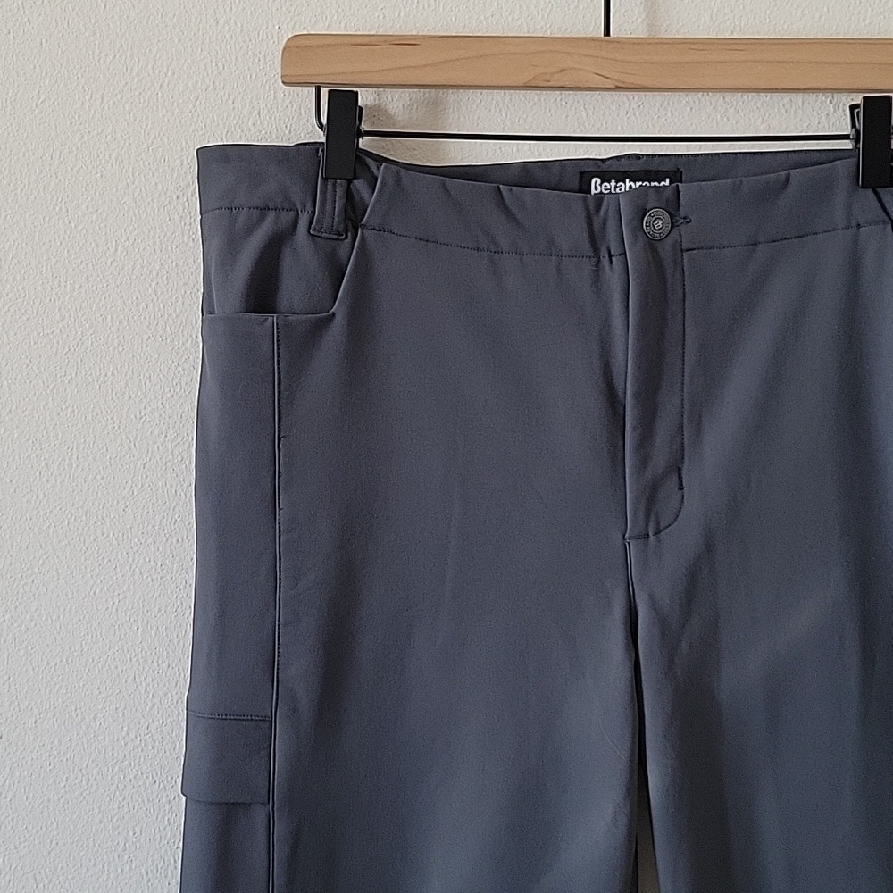 Betabrand Gray Travel‎ Cargo Pants Size 14 Long - Picture 3 of 12